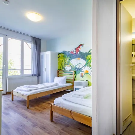 Stayinn Und Gaestehaus Albergue Friburgo em Brisgóvia