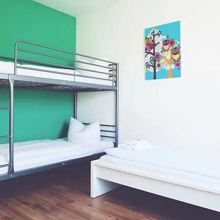 Albergue Stayinn Und Gaestehaus *