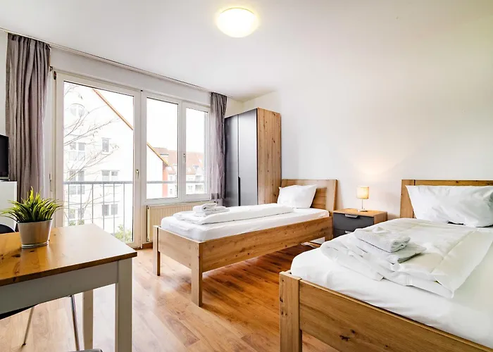 Stayinn Und Gaestehaus אכסניה פרייבורג