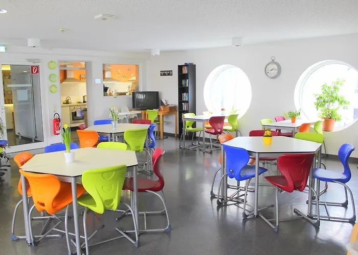 Stayinn Und Gaestehaus אכסניה *