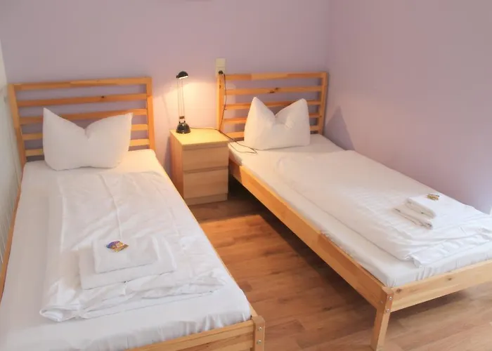 Stayinn Und Gaestehaus אכסניה פרייבורג